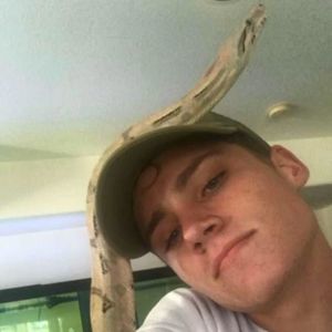 Meet your Posher, Drew